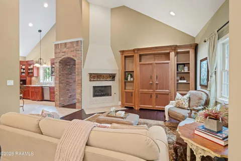 $1,995,000 | 107 Kimball Drive, Lafayette, LA 70508