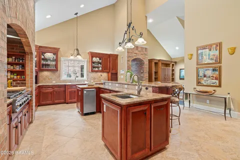 $1,995,000 | 107 Kimball Drive, Lafayette, LA 70508