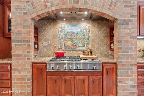 $1,995,000 | 107 Kimball Drive, Lafayette, LA 70508