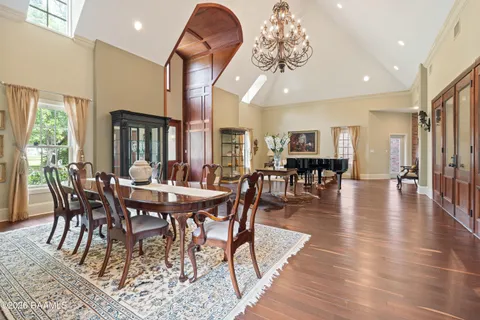 $1,995,000 | 107 Kimball Drive, Lafayette, LA 70508