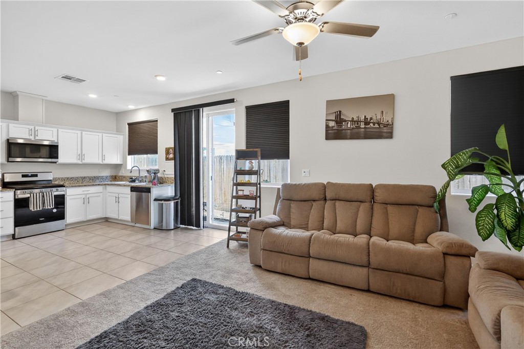 248 Shafer Avenue Merced, CA 95348 - Photo 10 of 35