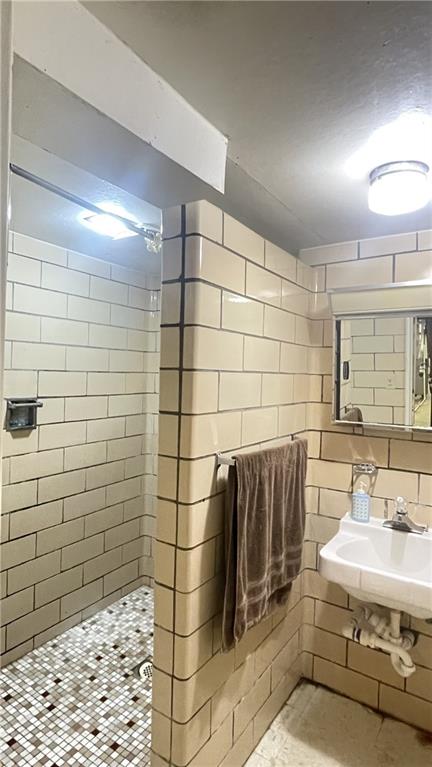 229 Meadowbrook Road Hermitage, PA 16148 - Photo 25 of 34 Gallery Image 25