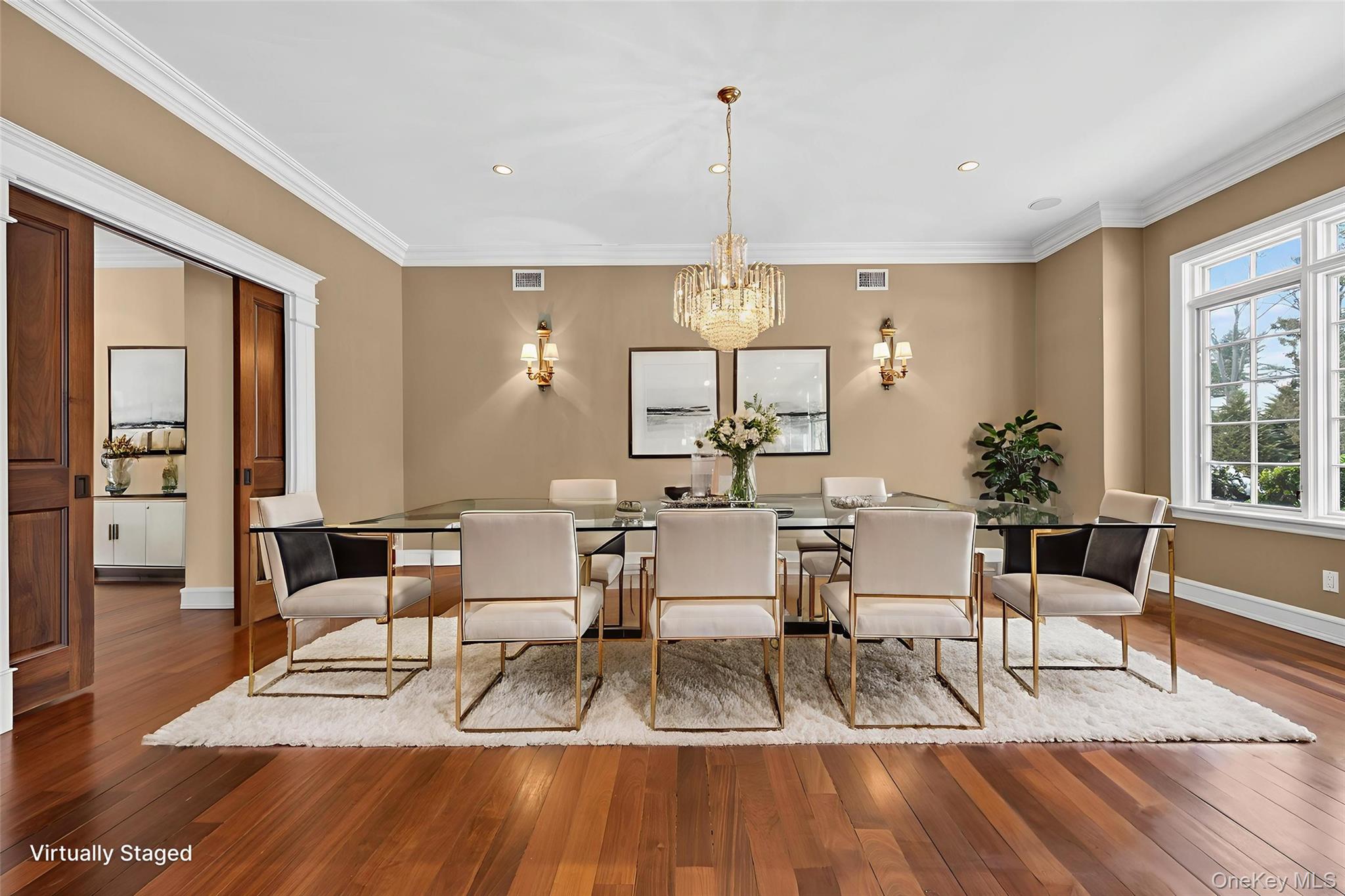 220 Elderfields Road Manhasset, NY 11030 - Photo 12 of 48