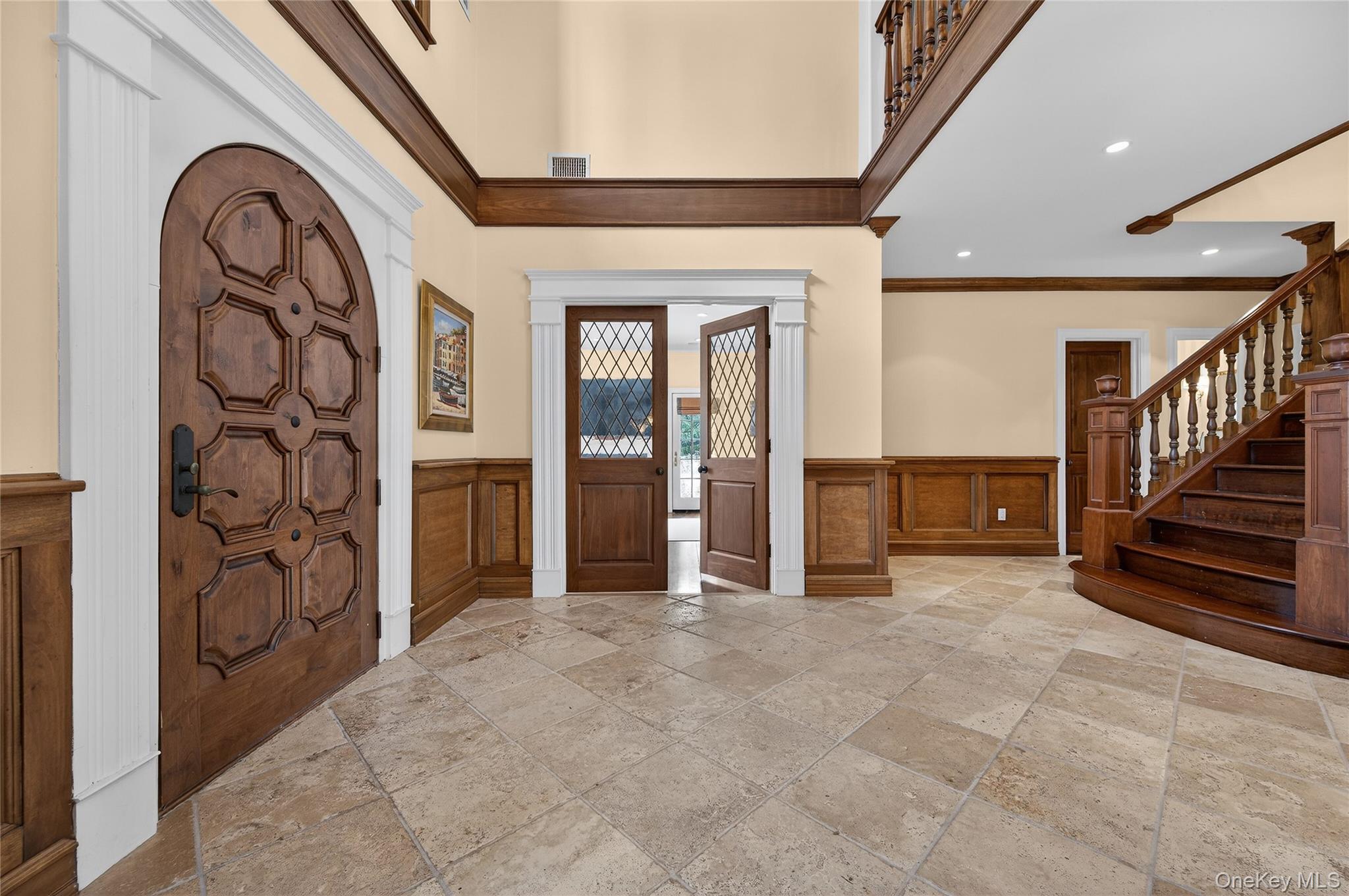 220 Elderfields Road Manhasset, NY 11030 - Photo 25 of 48