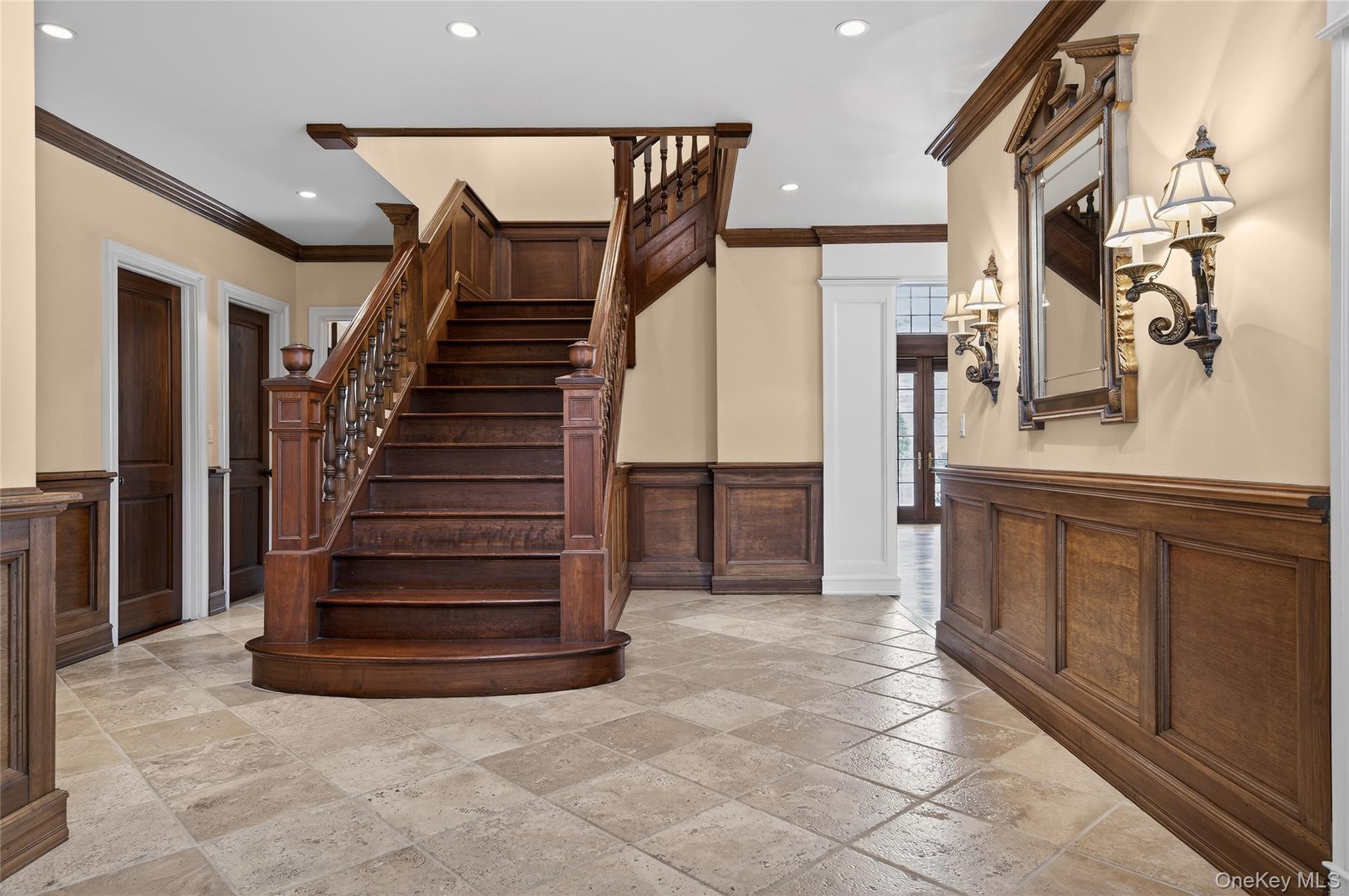 220 Elderfields Road Manhasset, NY 11030 - Photo 3 of 48