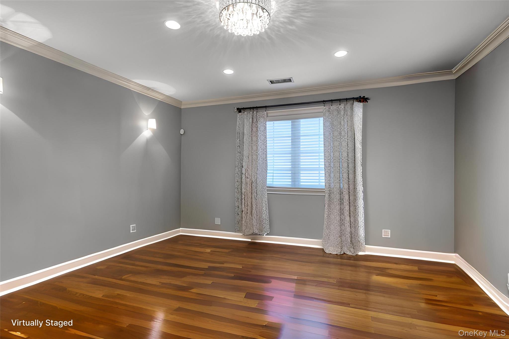 220 Elderfields Road Manhasset, NY 11030 - Photo 37 of 48