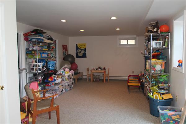 20 Petticoat Hill Road Williamsburg, MA 01096 - Photo 23 of 29 Gallery Image 23