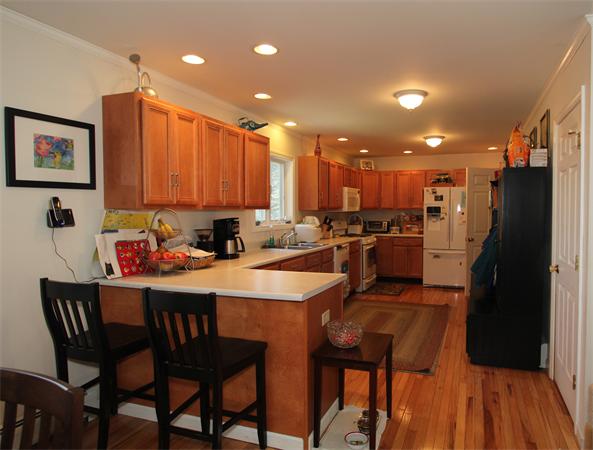 20 Petticoat Hill Road Williamsburg, MA 01096 - Photo 7 of 29 Gallery Image 7