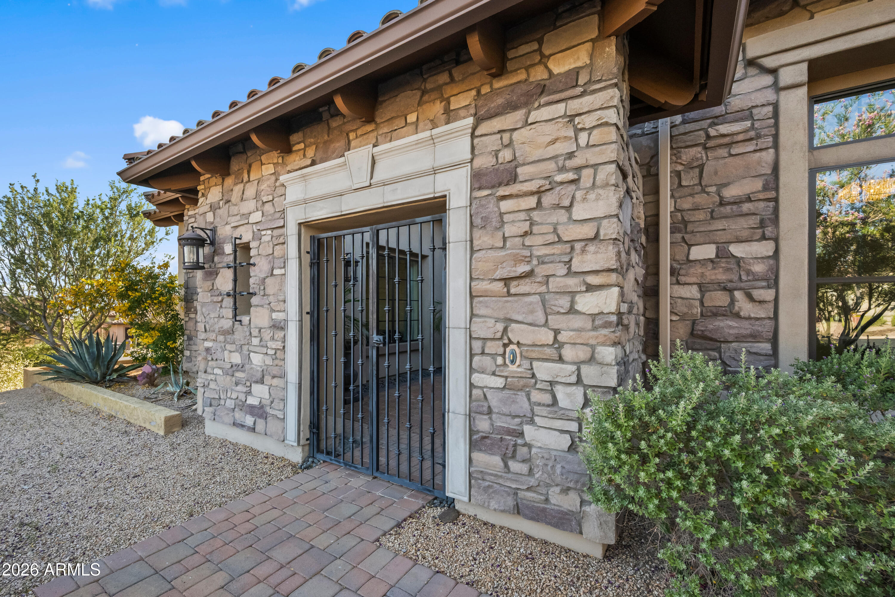 8856 East Rosedale Circle Mesa, AZ 85207 - Photo 6 of 70 DSC_9034