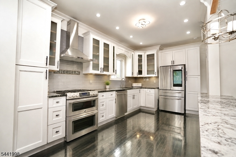 11 Insley Avenue Rutherford, NJ 07070 - Photo 22 of 41