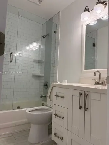 $574,000 | 318 Northwest 153rd Avenue, Pembroke Pines, FL 33028