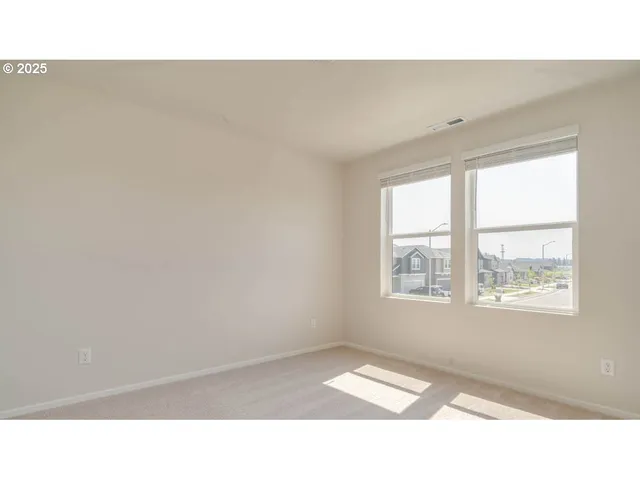 $429,995 | 364 Greencrest Street Northeast, Salem, OR 97301