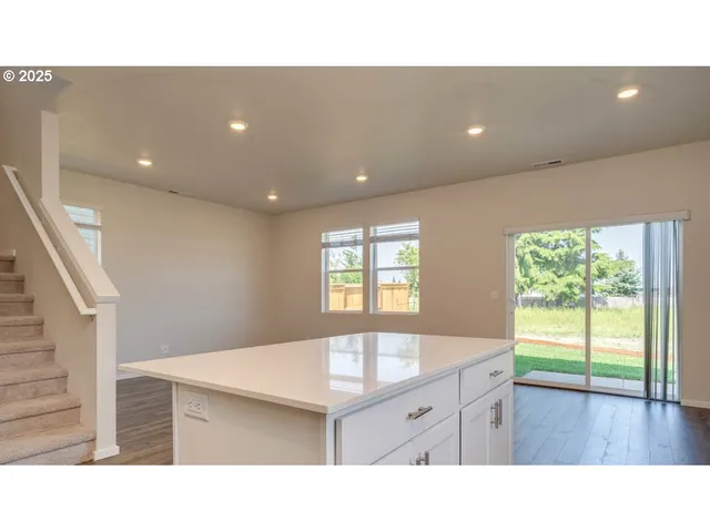 $429,995 | 364 Greencrest Street Northeast, Salem, OR 97301