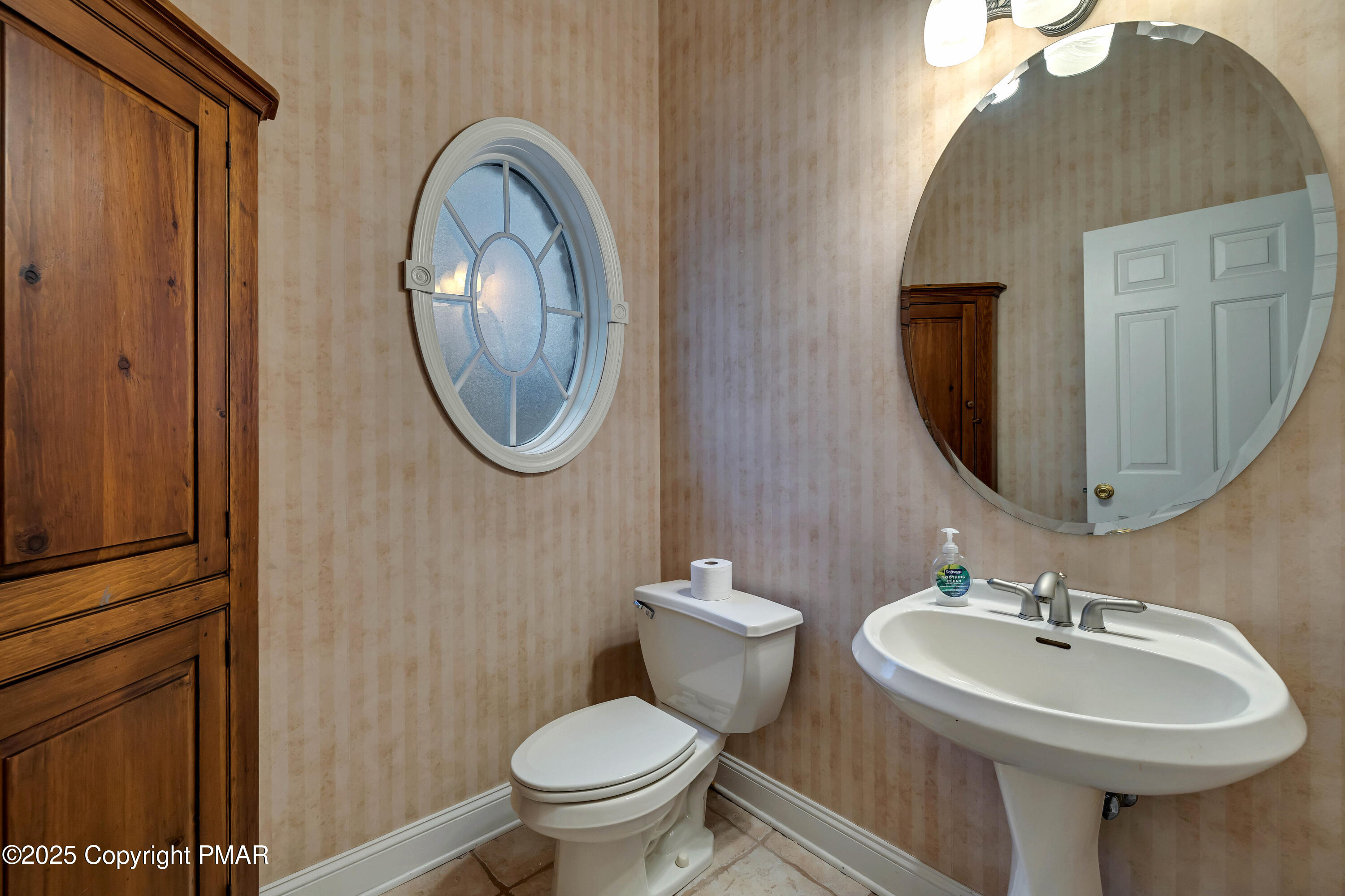 1946 Kyle Drive Stroudsburg, PA 18360 - Photo 16 of 60 7 Half