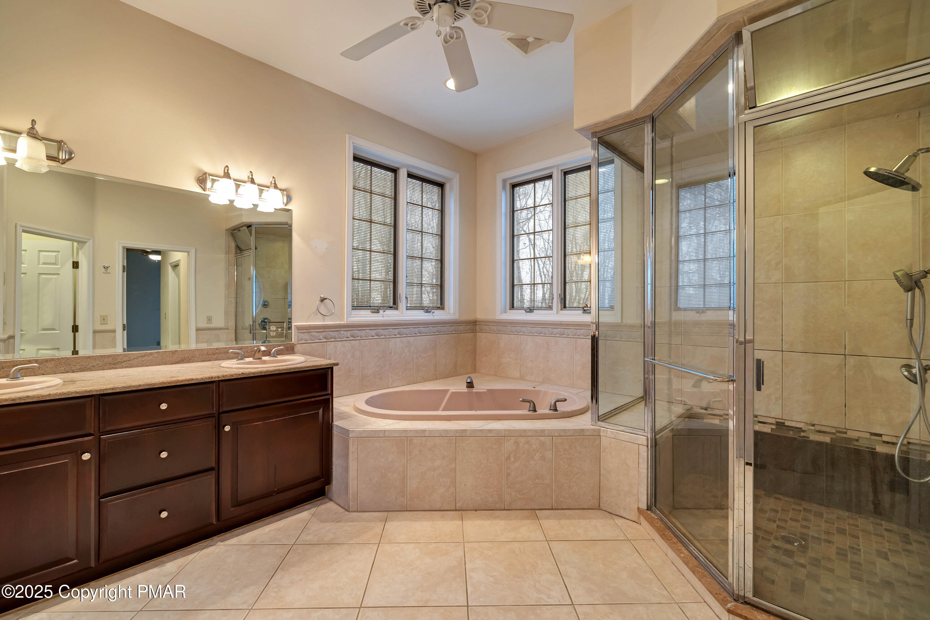 1946 Kyle Drive Stroudsburg, PA 18360 - Photo 21 of 60 9 Primary (4)