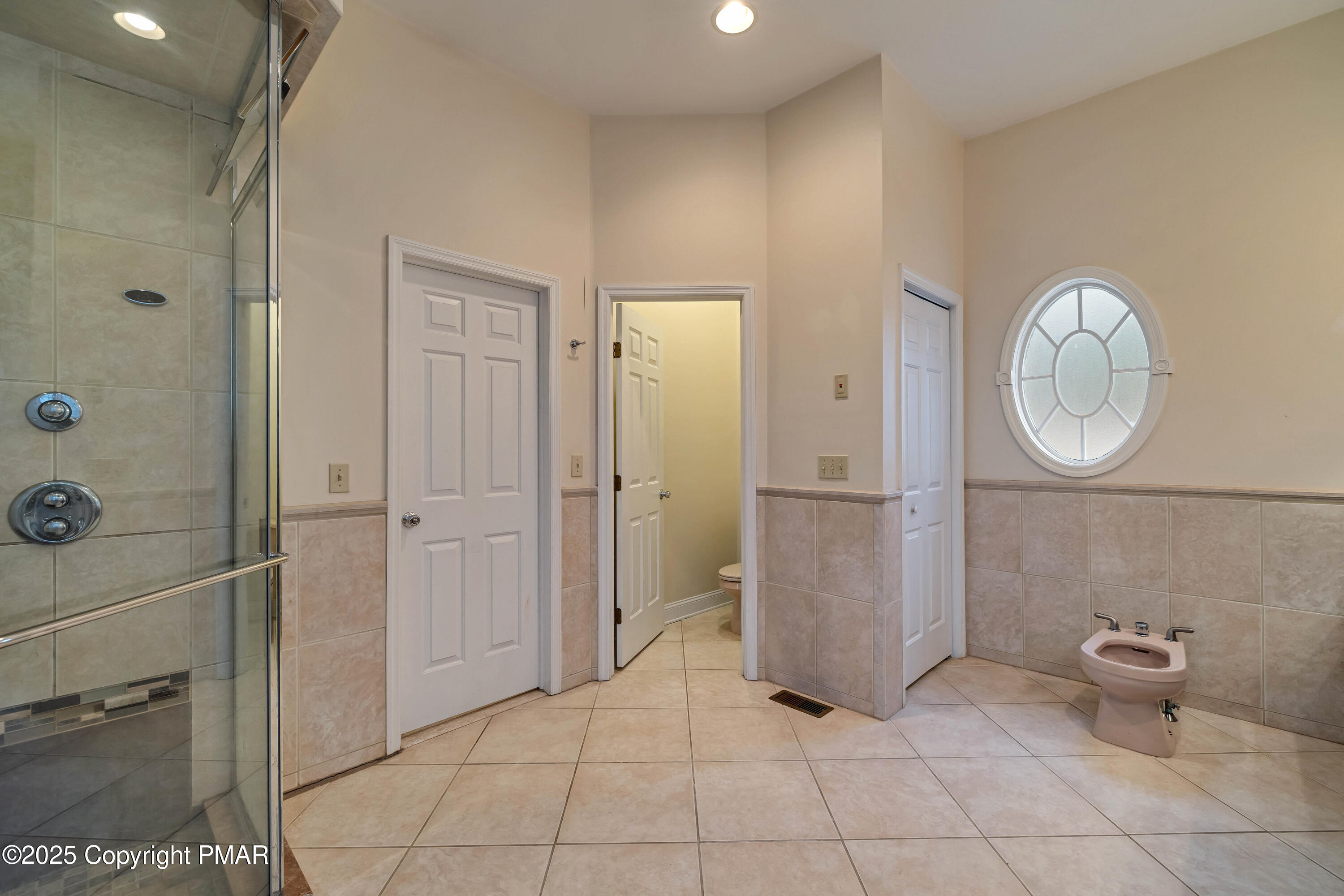 1946 Kyle Drive Stroudsburg, PA 18360 - Photo 22 of 60 9 Primary (5)