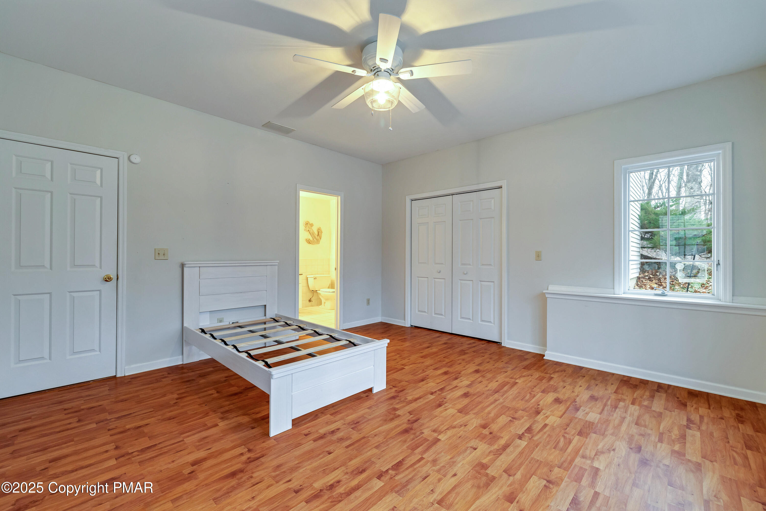 1946 Kyle Drive Stroudsburg, PA 18360 - Photo 33 of 60 15 4th Bed (2)