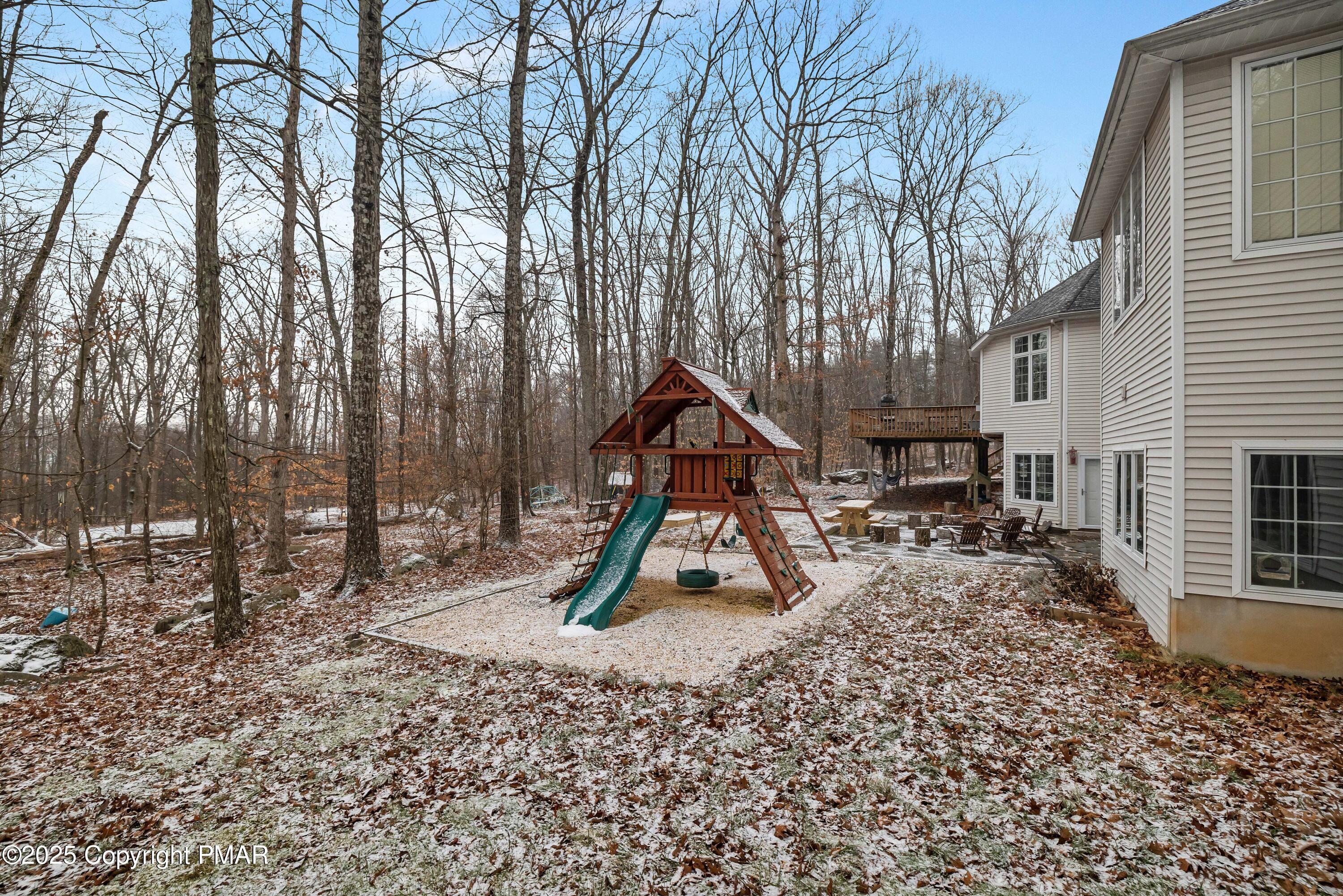1946 Kyle Drive Stroudsburg, PA 18360 - Photo 44 of 60 19 Back (6)