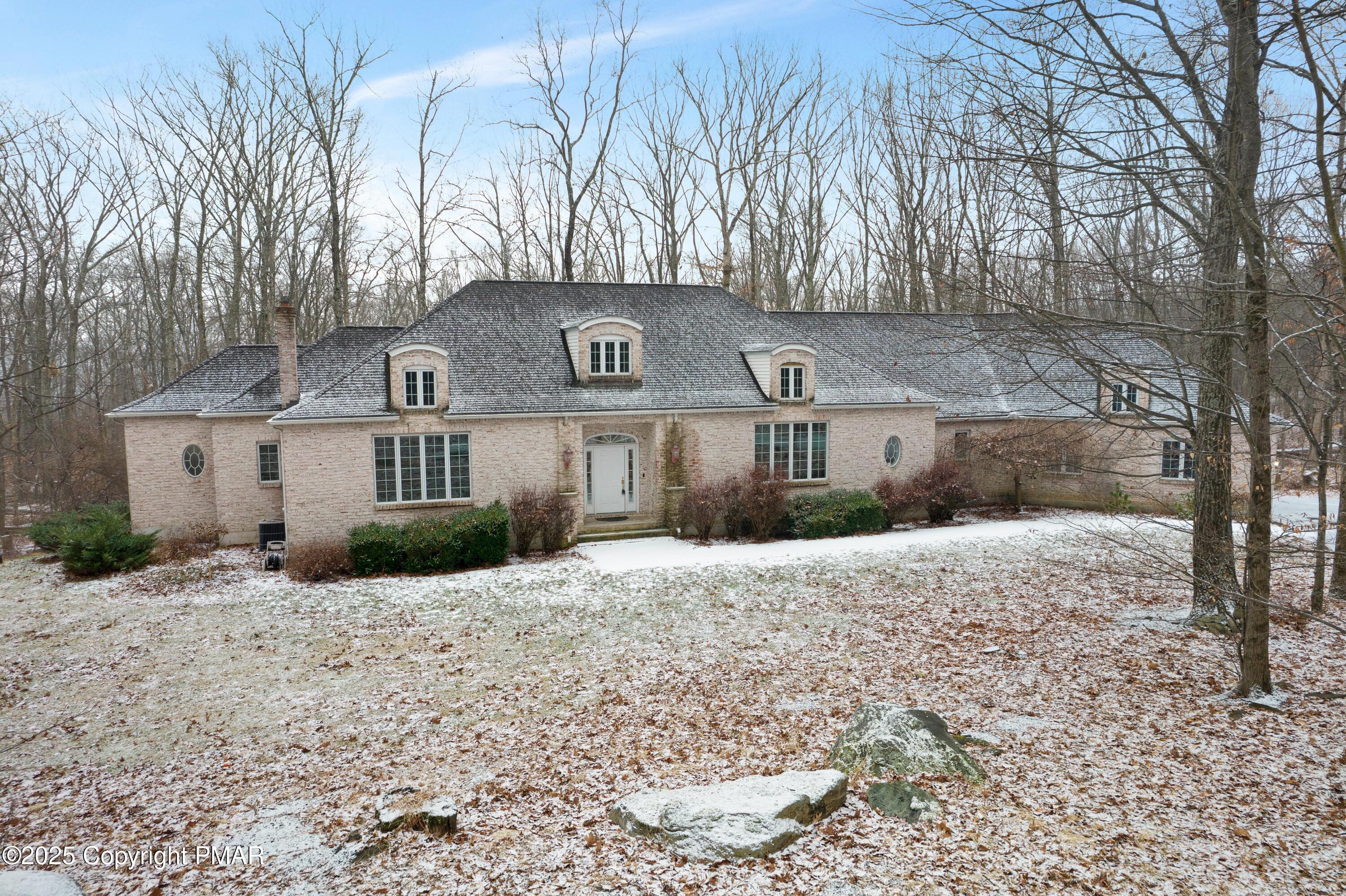 1946 Kyle Drive Stroudsburg, PA 18360 - Photo 49 of 60 21 Front (1)