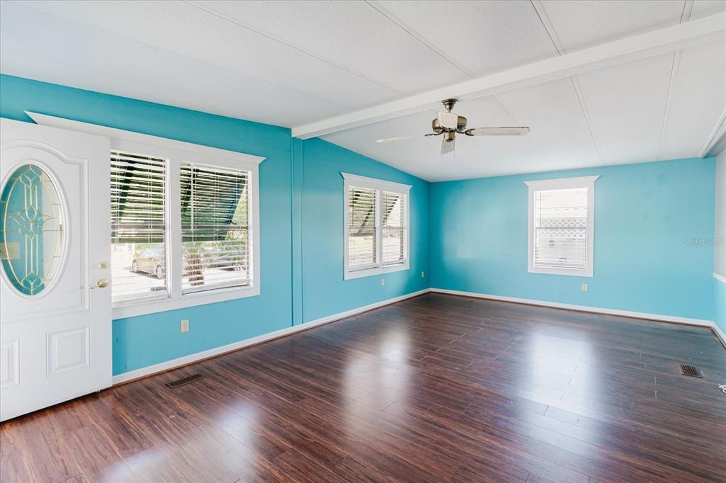 372 Cobia Way Oldsmar, FL 34677 - Photo 17 of 52