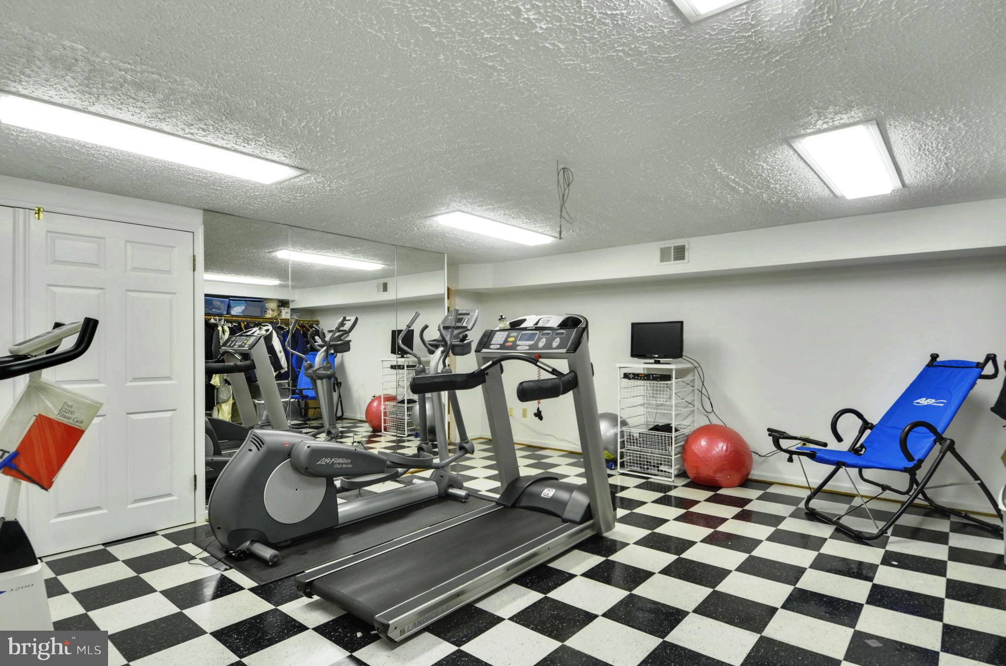 15701 Cranberry Lane Silver Spring, MD 20906 - Photo 28 of 30 Exercise Room