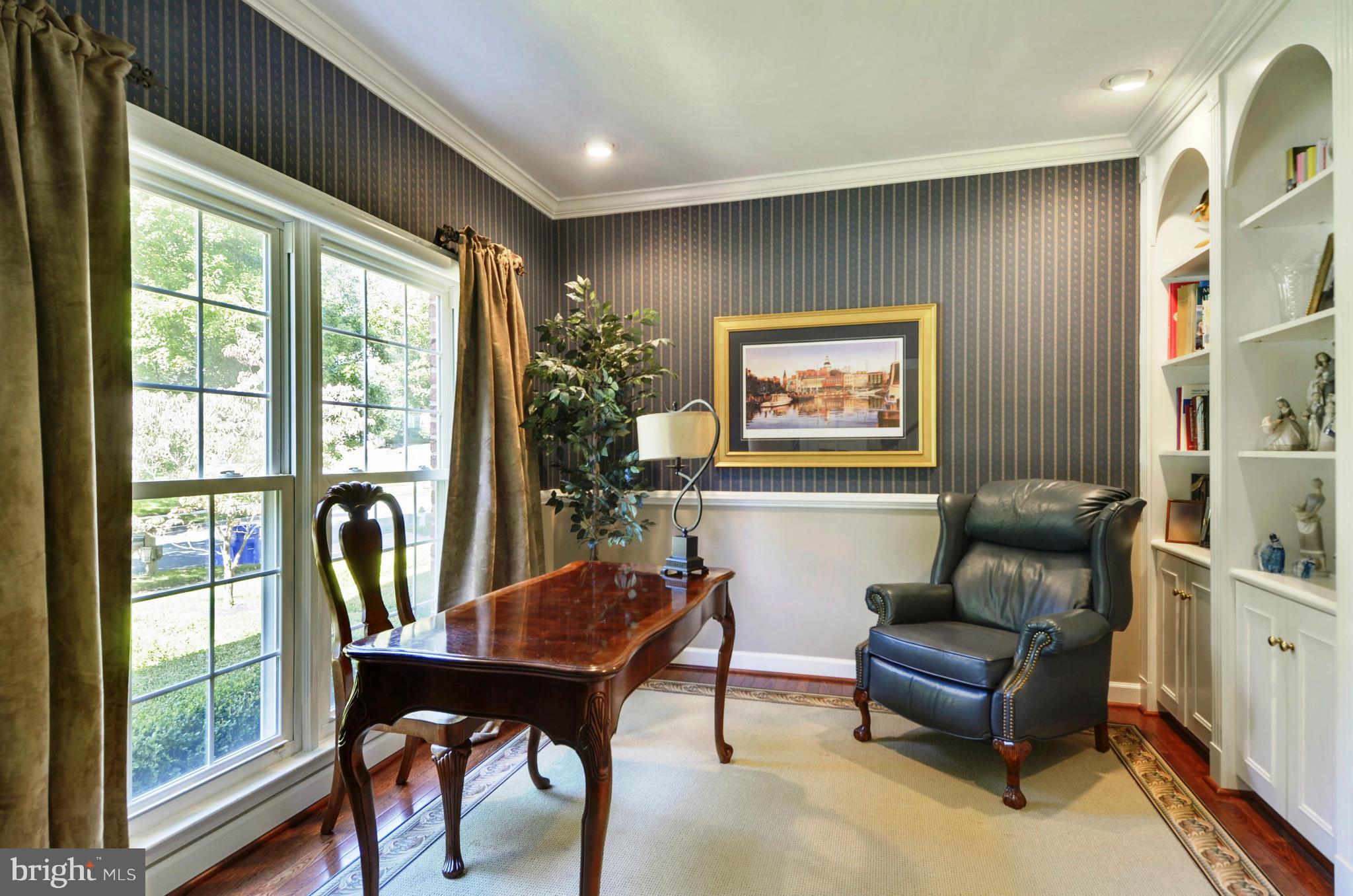15701 Cranberry Lane Silver Spring, MD 20906 - Photo 4 of 30 Main Level Study