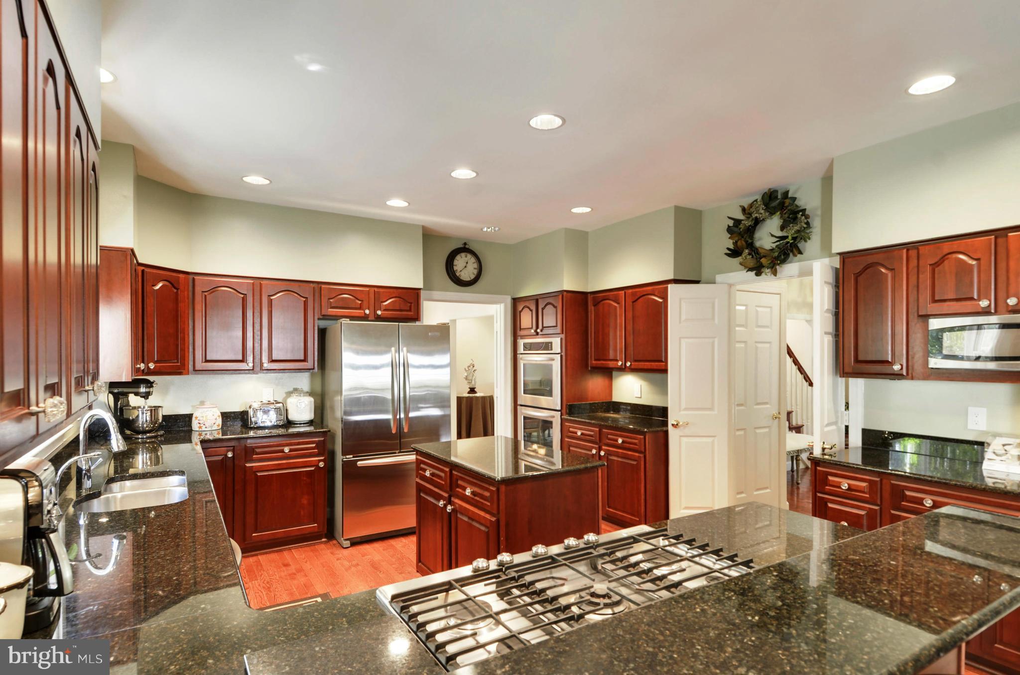 15701 Cranberry Lane Silver Spring, MD 20906 - Photo 9 of 30 Kitchen