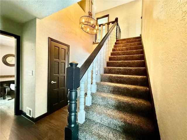 $535,000 | 12470 Lipper Avenue, Higginsville, MO 64037