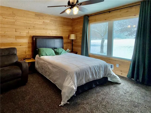 $535,000 | 12470 Lipper Avenue, Higginsville, MO 64037