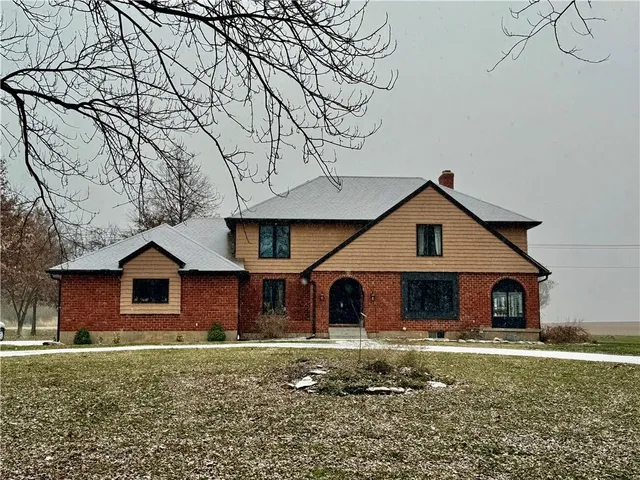 $535,000 | 12470 Lipper Avenue, Higginsville, MO 64037