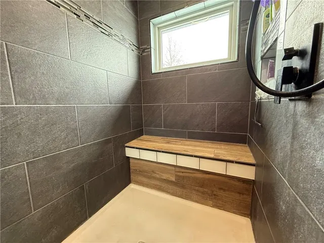 $535,000 | 12470 Lipper Avenue, Higginsville, MO 64037