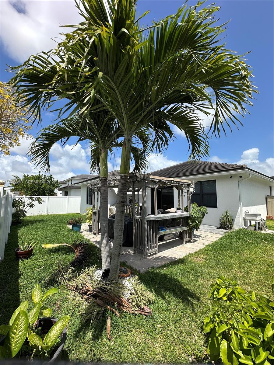 23552 Southwest 107th Place Homestead, FL 33032 - Photo 27 of 30