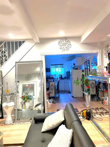 $499,000 | 8 South Street, Lawrence, NY 11559