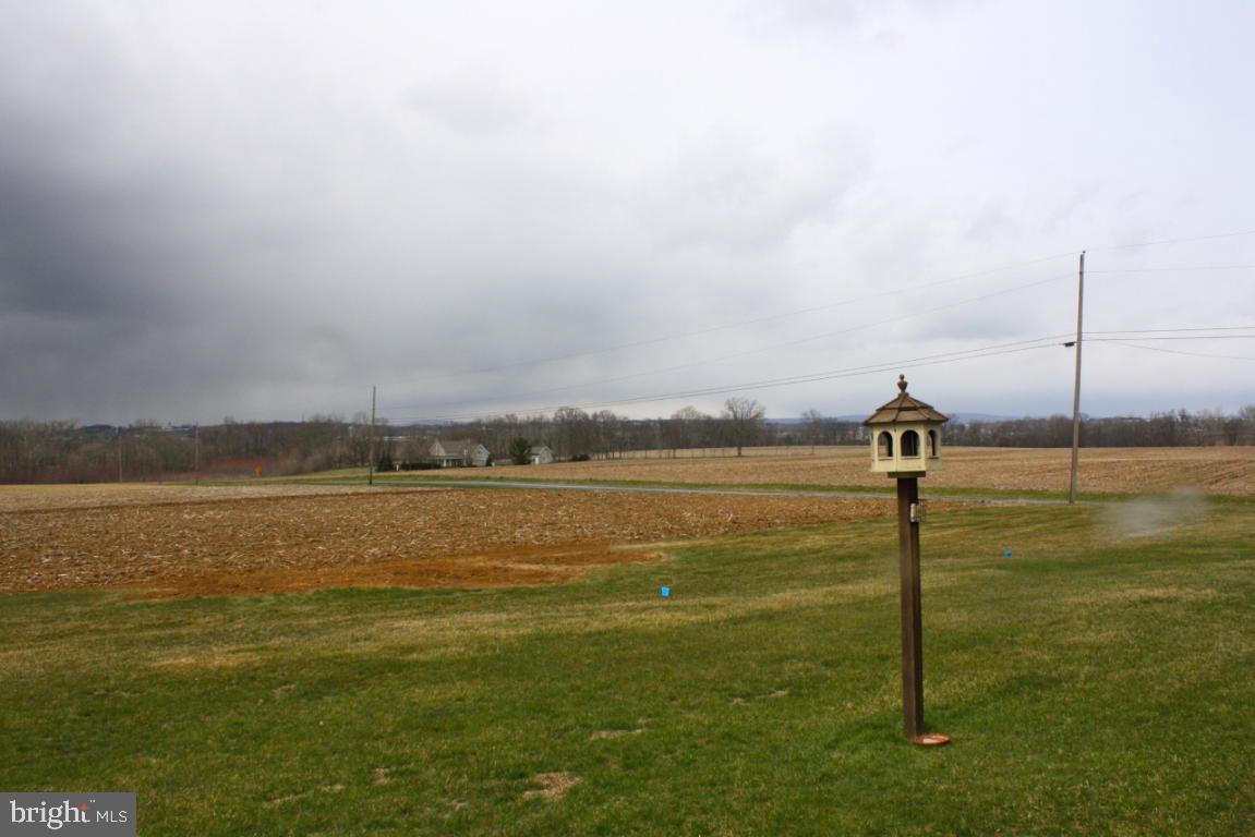 2966 Shenck Road Manheim, PA 17545 - Photo 27 of 34
