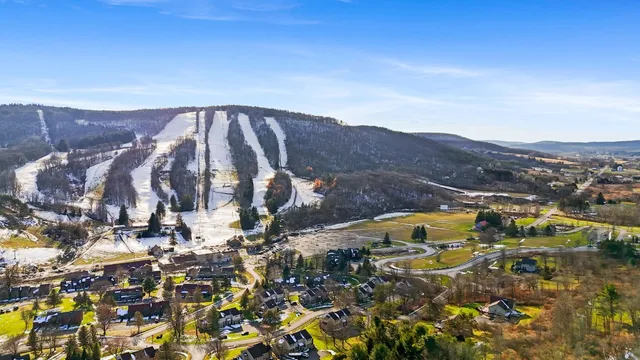 $324,900 | 2127 Darius Drive, Cortland, NY 13045