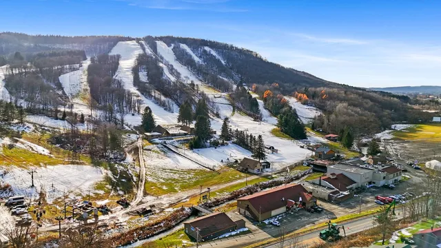 $324,900 | 2127 Darius Drive, Cortland, NY 13045