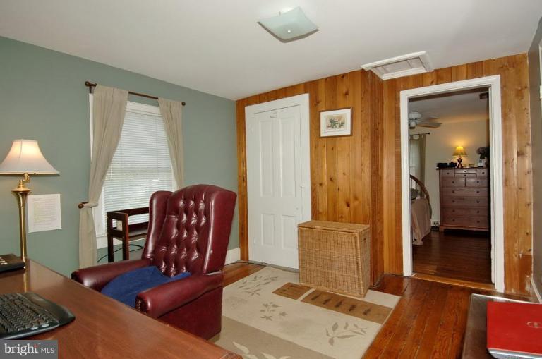 202 Edwards Ferry Road Northeast Leesburg, VA 20176 - Photo 16 of 28 Bedroom #2