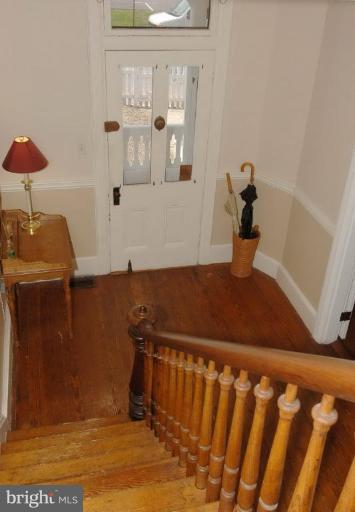 202 Edwards Ferry Road Northeast Leesburg, VA 20176 - Photo 26 of 28 ENTRY FOYER VIEW FROM UPPER LEVEL