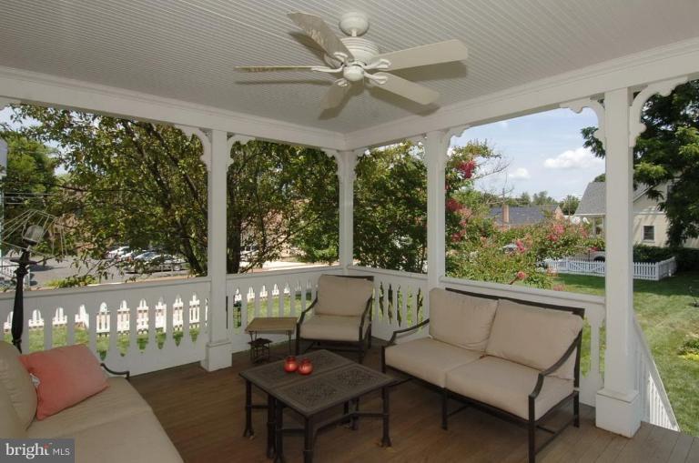 202 Edwards Ferry Road Northeast Leesburg, VA 20176 - Photo 4 of 28 BACK PORCH