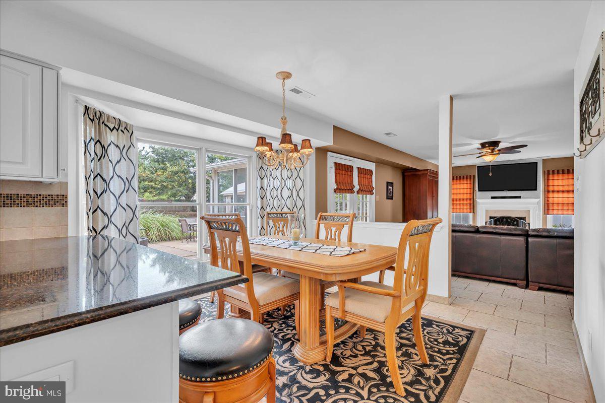 27 Spring Mill Drive Sewell, NJ 08080 - Photo 5 of 34 Bright and inviting dining space.