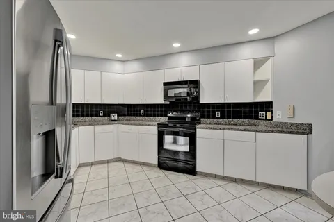 $239,900 | 3011 Fallstaff Road, Unit 204A, Baltimore, MD 21209