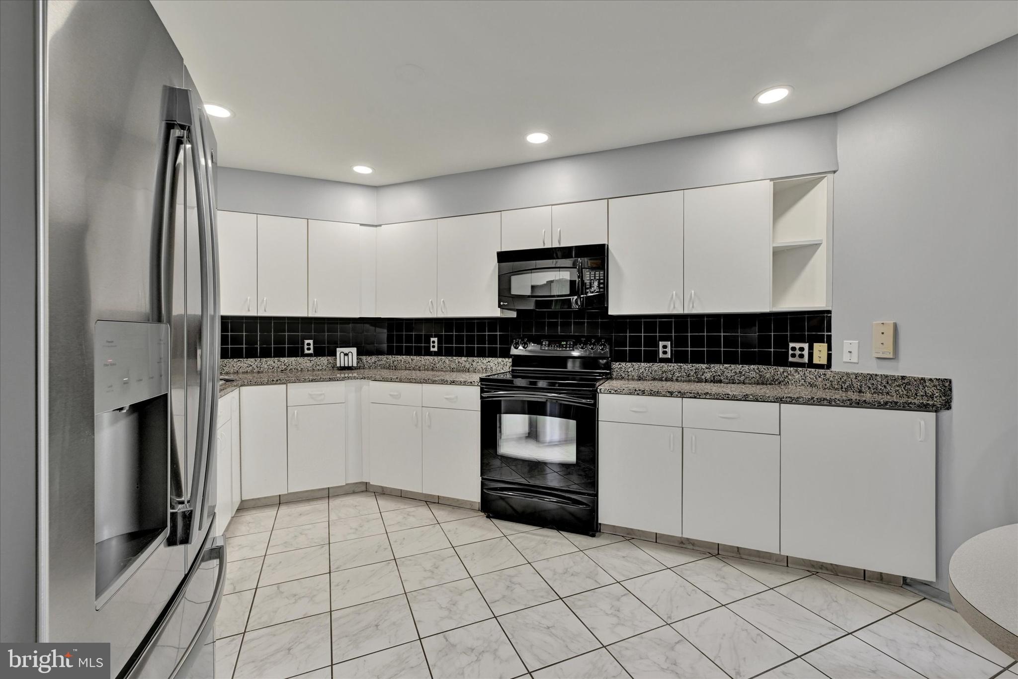3011 Fallstaff Road, Unit 204A Baltimore, MD 21209 - Photo 11 of 28