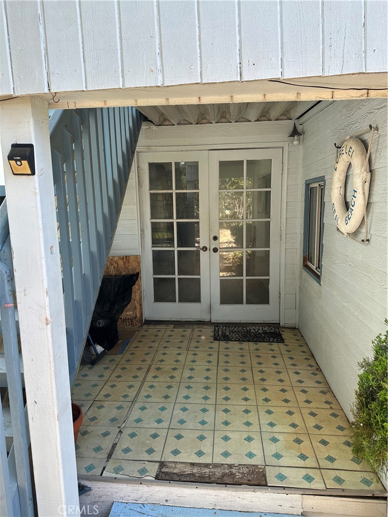 58 Riversea Road Seal Beach, CA 90740 - Photo 4 of 11 Gallery Image 4