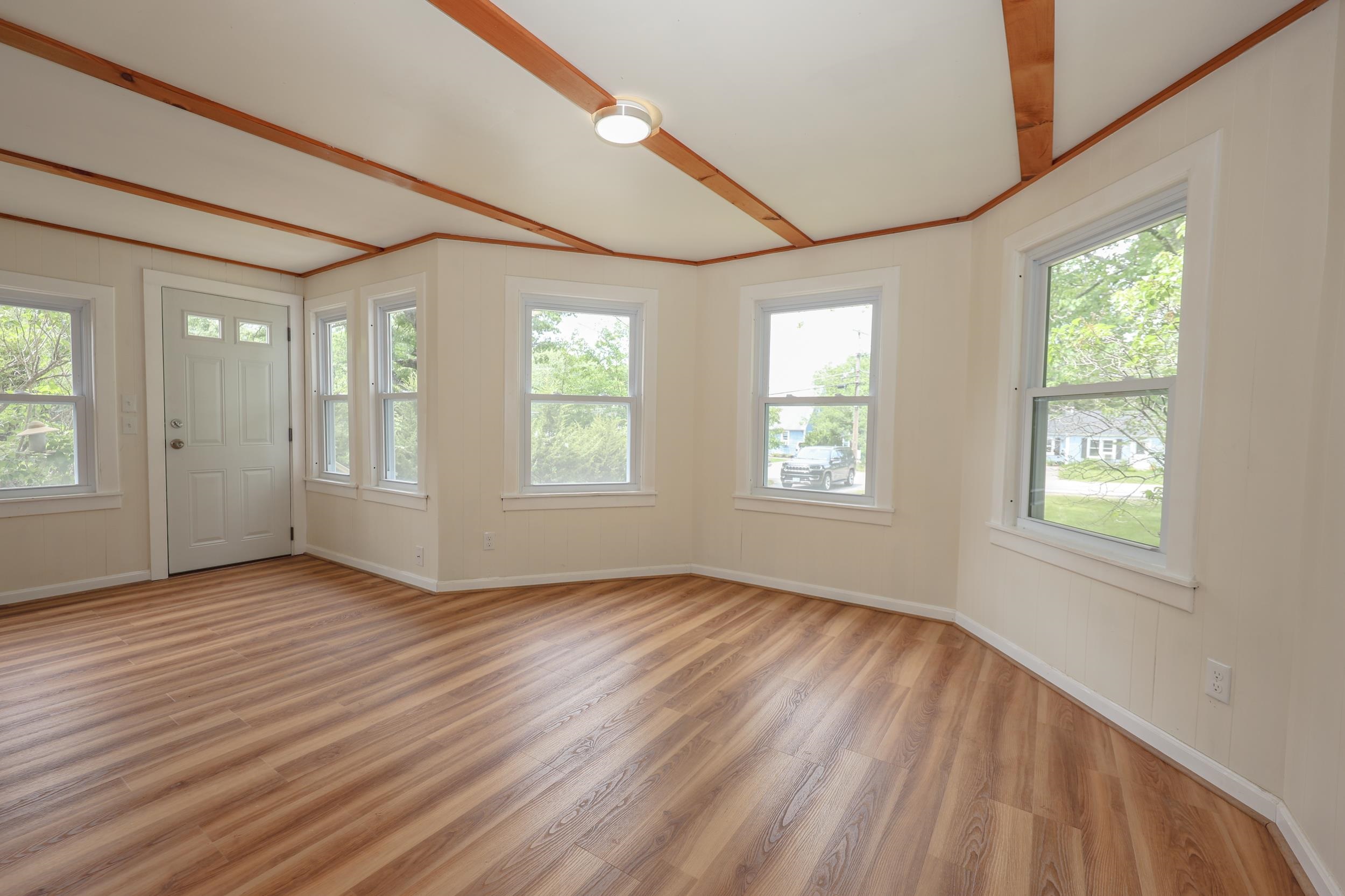 171 Eastern Avenue Rochester, NH 03867 - Photo 17 of 28