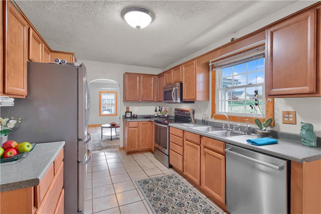 5410 Middle Road Gibsonia, PA 15044 - Photo 8 of 25 Gallery Image 8