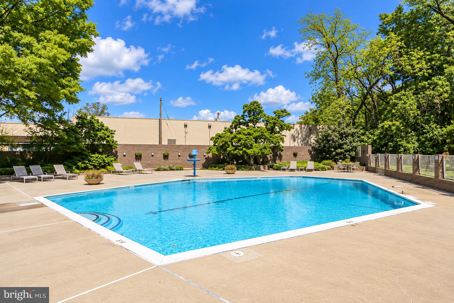 5101 River Road, Unit 712 Bethesda, MD 20816 - Photo 14 of 16 Pool