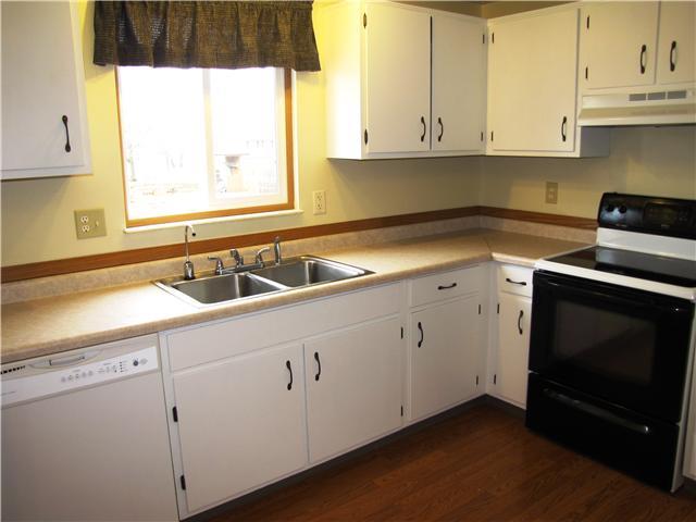 1142 Commission Road Greenwood, IN 46142 - Photo 4 of 12 Gallery Image 4