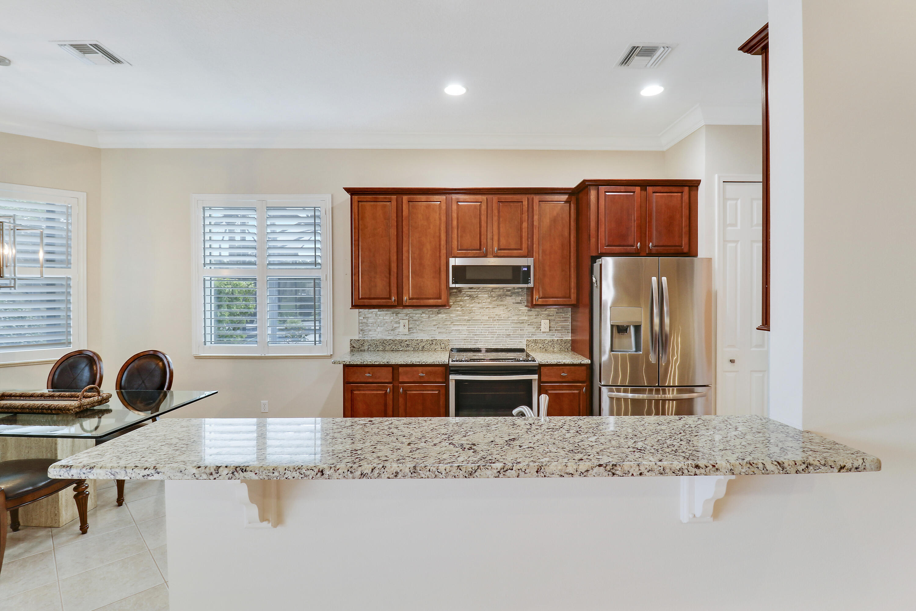 8262 Riviera Way Port St. Lucie, FL 34986 - Photo 17 of 74 Kitchen