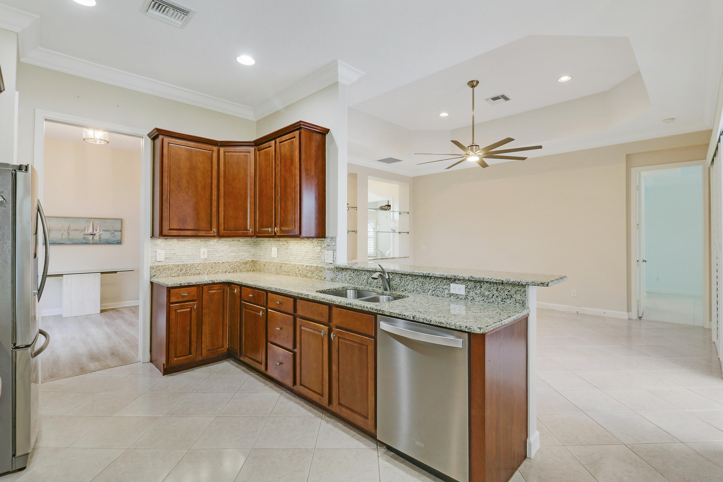 8262 Riviera Way Port St. Lucie, FL 34986 - Photo 22 of 74 Kitchen