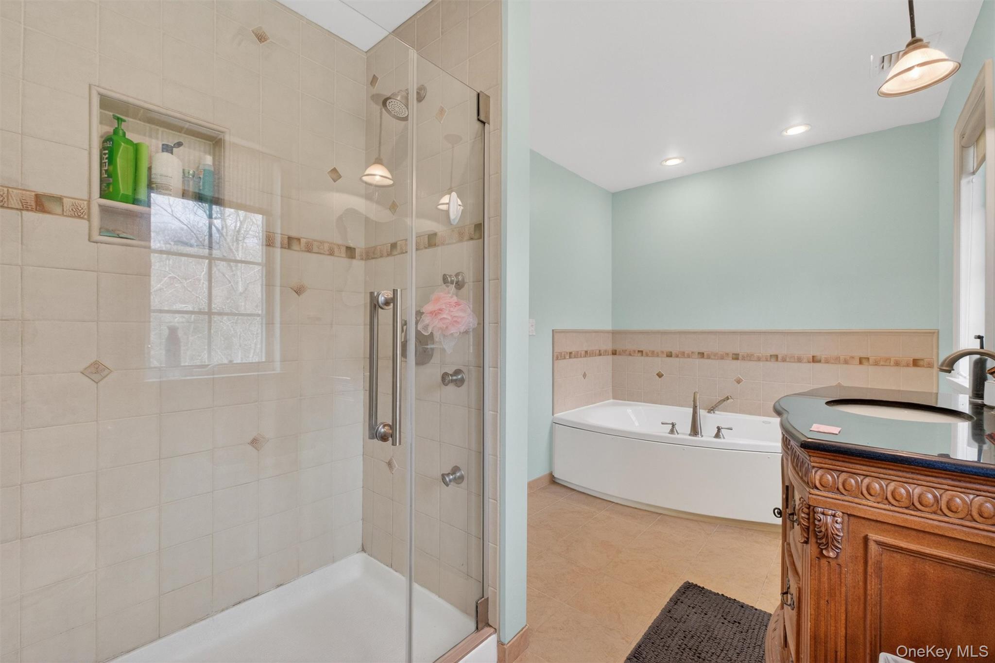 23 Ruth Road Cortlandt Manor, NY 10567 - Photo 20 of 50 Ensuite Bathroom in Primary Bedroom.